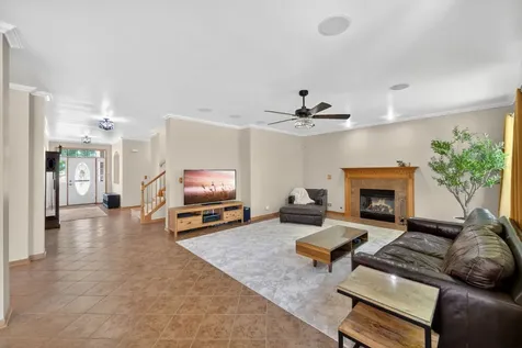 322 Hemlock Lane Oswego IL 60543