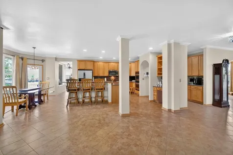 322 Hemlock Lane Oswego IL 60543