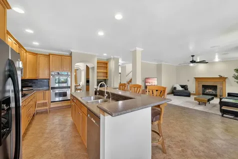 322 Hemlock Lane Oswego IL 60543