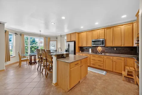 322 Hemlock Lane Oswego IL 60543
