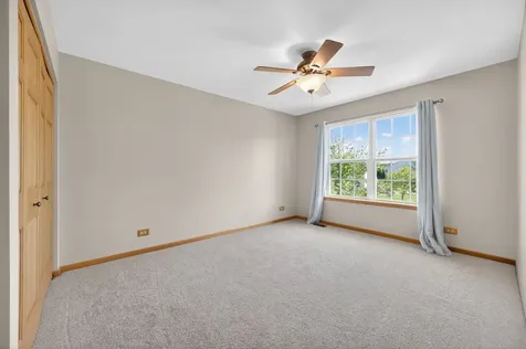 322 Hemlock Lane Oswego IL 60543