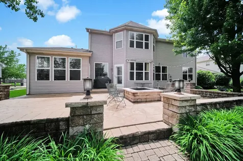 322 Hemlock Lane Oswego IL 60543