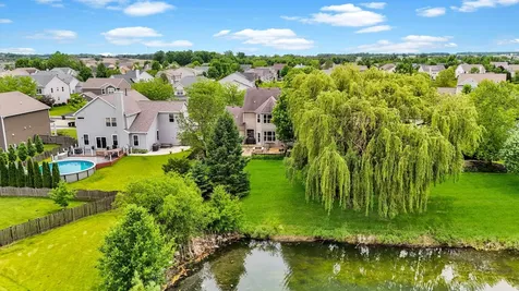 322 Hemlock Lane Oswego IL 60543