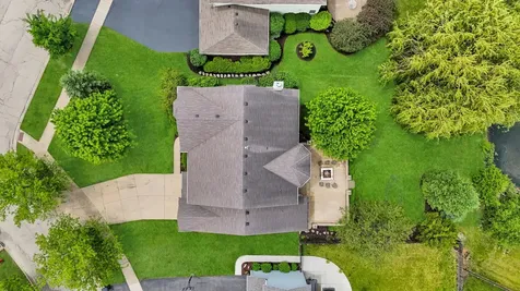 322 Hemlock Lane Oswego IL 60543