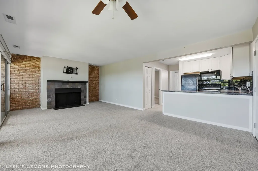 5801 Oakwood Drive Lisle IL 60532