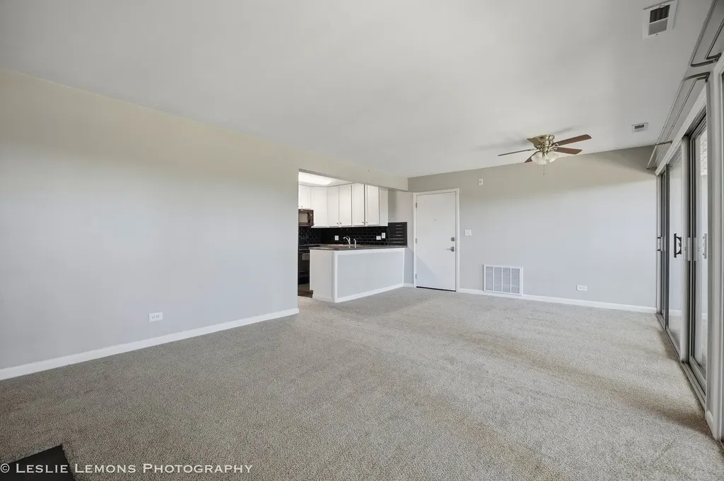 5801 Oakwood Drive Lisle IL 60532