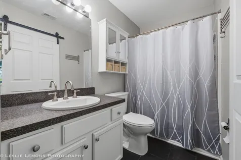 5801 Oakwood Drive Lisle IL 60532