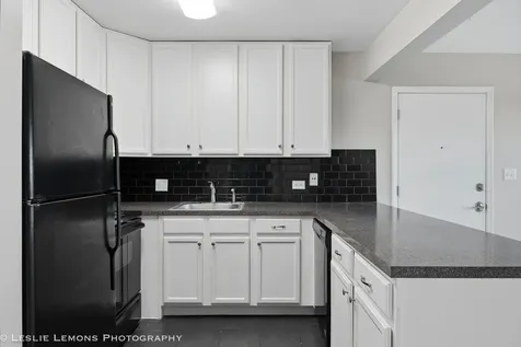 5801 Oakwood Drive Lisle IL 60532