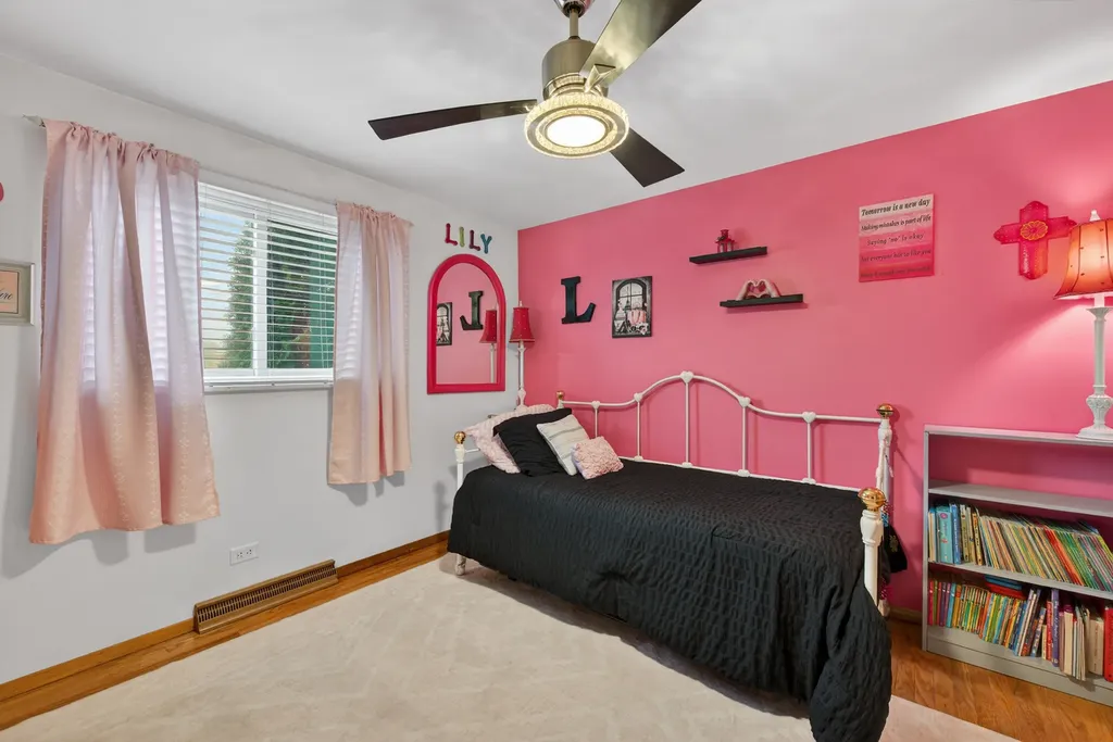 28W075 Aurora Avenue Naperville IL 60540