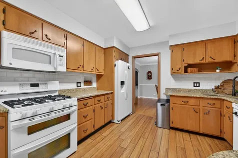 28W075 Aurora Avenue Naperville IL 60540