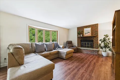 551 Roosevelt Court Grayslake IL 60030