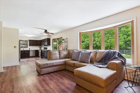 551 Roosevelt Court Grayslake IL 60030