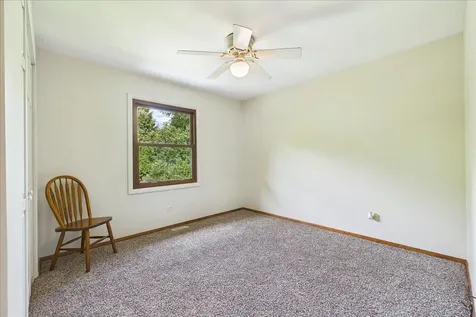 551 Roosevelt Court Grayslake IL 60030