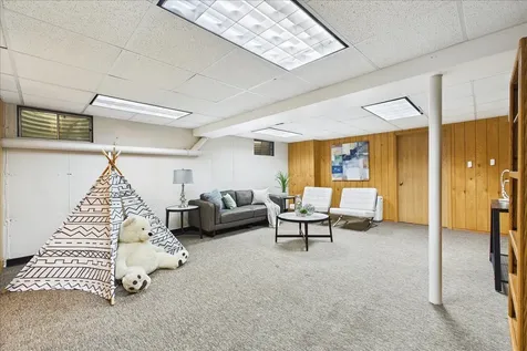 551 Roosevelt Court Grayslake IL 60030