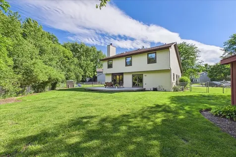 551 Roosevelt Court Grayslake IL 60030