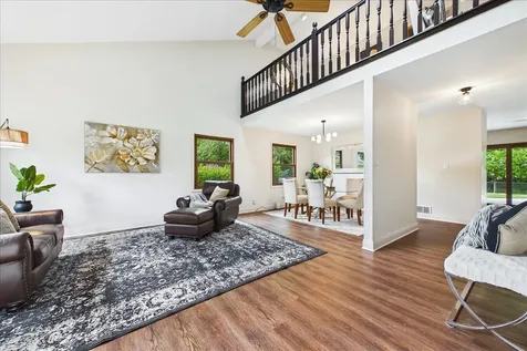 551 Roosevelt Court Grayslake IL 60030