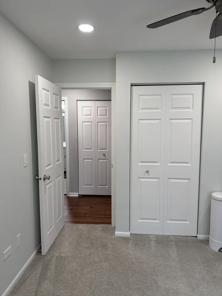 372 Sandhurst Circle Glen Ellyn IL 60137