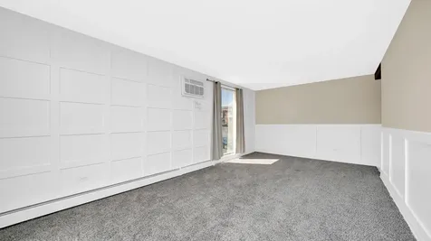 6101 West 64th Place Chicago IL 60638