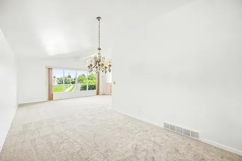 9834 North Maynard Terrace Niles IL 60714