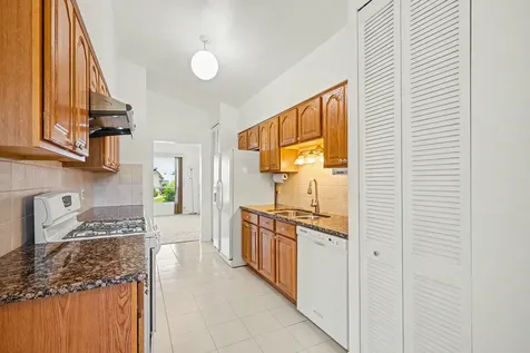 9834 North Maynard Terrace Niles IL 60714