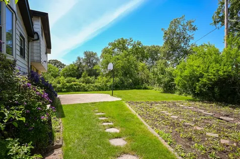 9834 North Maynard Terrace Niles IL 60714