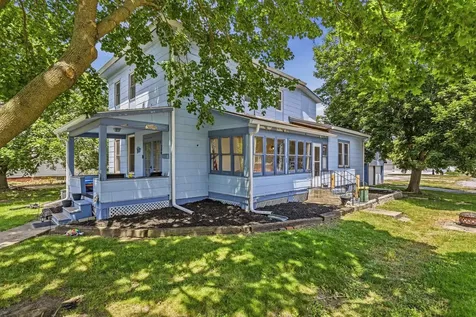204 West Green Street Farmer City IL 61842