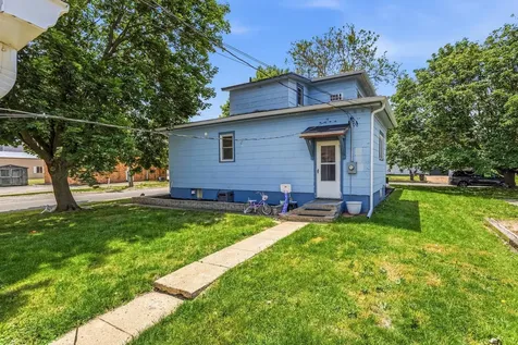 204 West Green Street Farmer City IL 61842