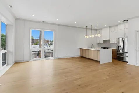 6414 North Francisco Avenue Chicago IL 60645
