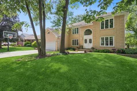 2424 Pepper Tree Court Lisle IL 60532