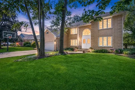 2424 Pepper Tree Court Lisle IL 60532