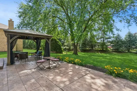 2424 Pepper Tree Court Lisle IL 60532