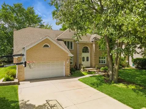 2424 Pepper Tree Court Lisle IL 60532