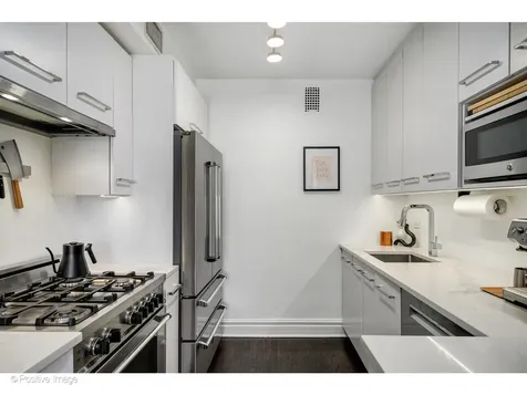 1255 North State Parkway Chicago IL 60610