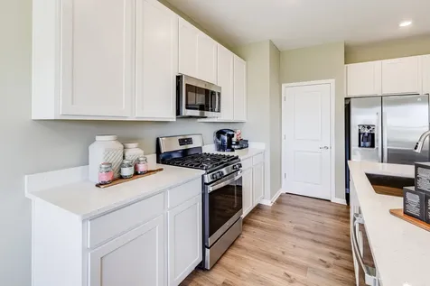 1322 Geranium Drive Joliet IL 60431