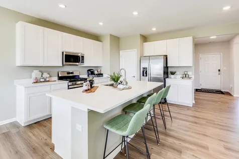 1322 Geranium Drive Joliet IL 60431