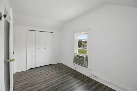 288 South Walnut Street Chebanse IL 60922