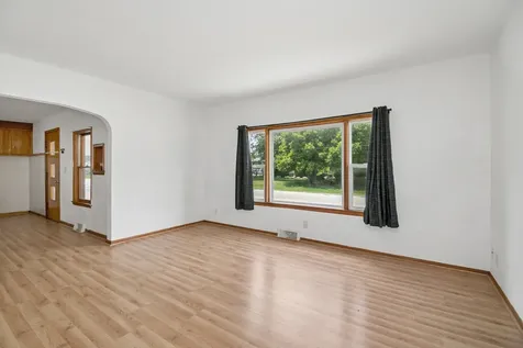 288 South Walnut Street Chebanse IL 60922
