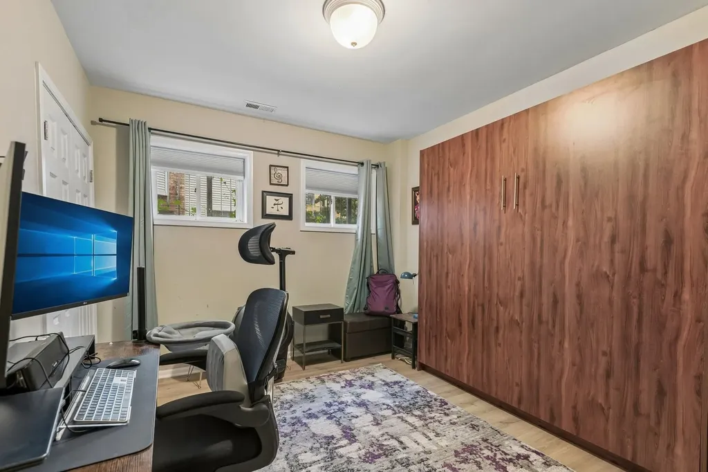 4851 North Paulina Street Chicago IL 60640
