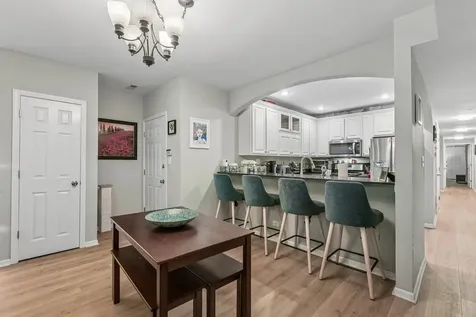 4851 North Paulina Street Chicago IL 60640