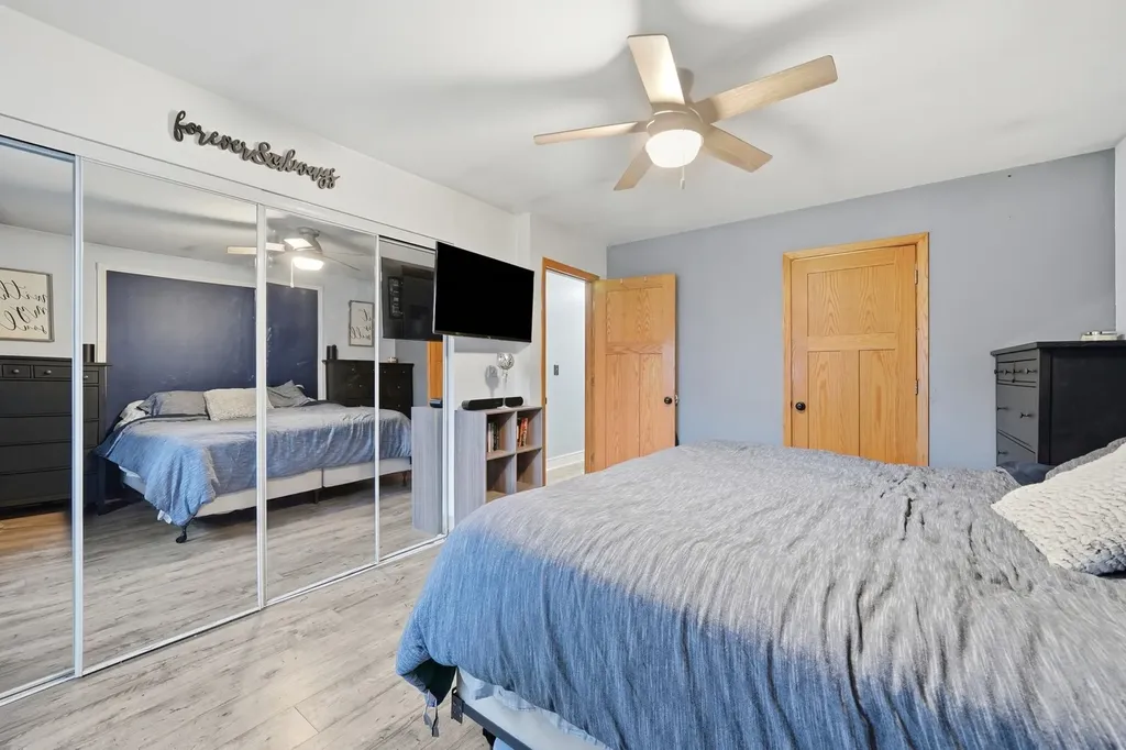 536 Princeton Drive Bolingbrook IL 60440
