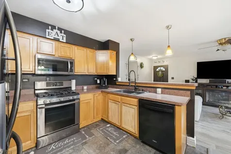 536 Princeton Drive Bolingbrook IL 60440
