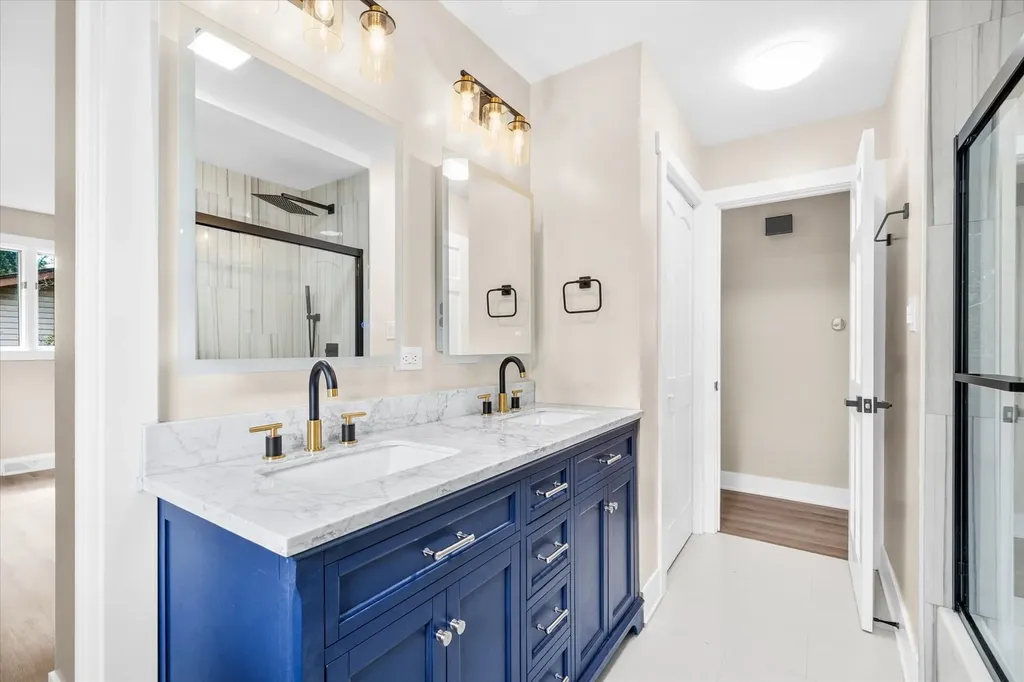 807 Division Street Lisle IL 60532
