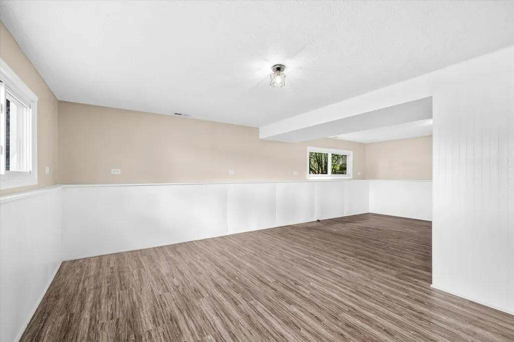 807 Division Street Lisle IL 60532