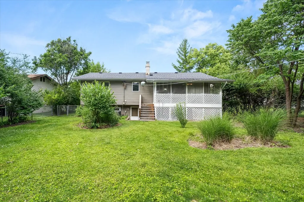 807 Division Street Lisle IL 60532