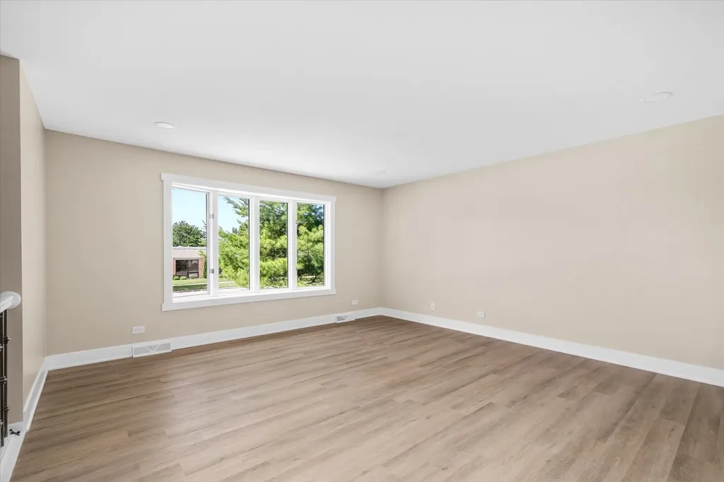 807 Division Street Lisle IL 60532