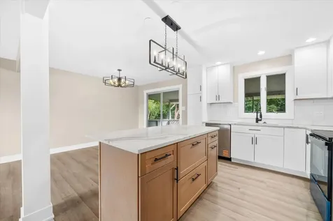 807 Division Street Lisle IL 60532