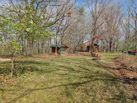 15018 N 630 East Road Fairmount IL 61841