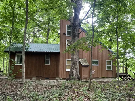 15018 N 630 East Road Fairmount IL 61841