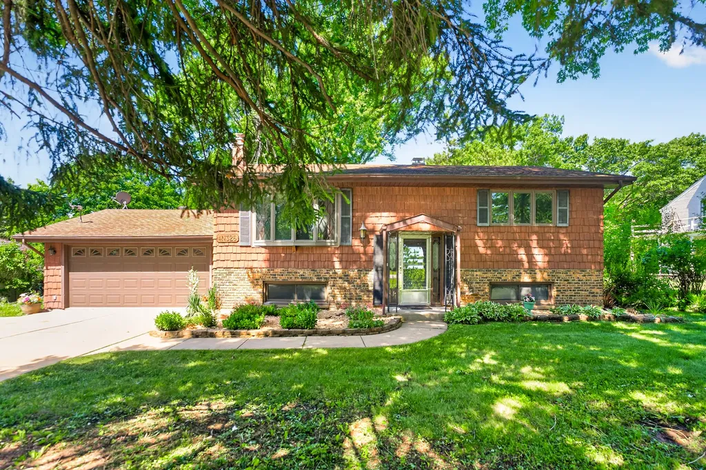 4N326 Wiant Road West Chicago IL 60185