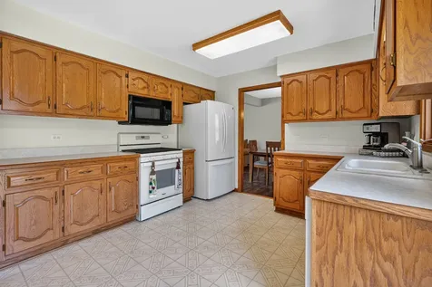 717 Naoma Drive Crete IL 60417